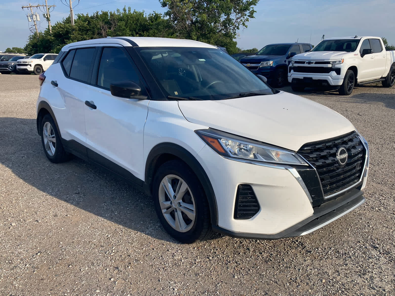 Used 2022 Nissan Kicks S FWD image 9