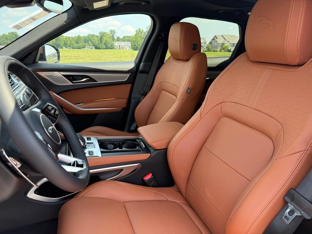 New 2026 Jaguar F-PACE R-Dynamic S AWD/4WD image 11