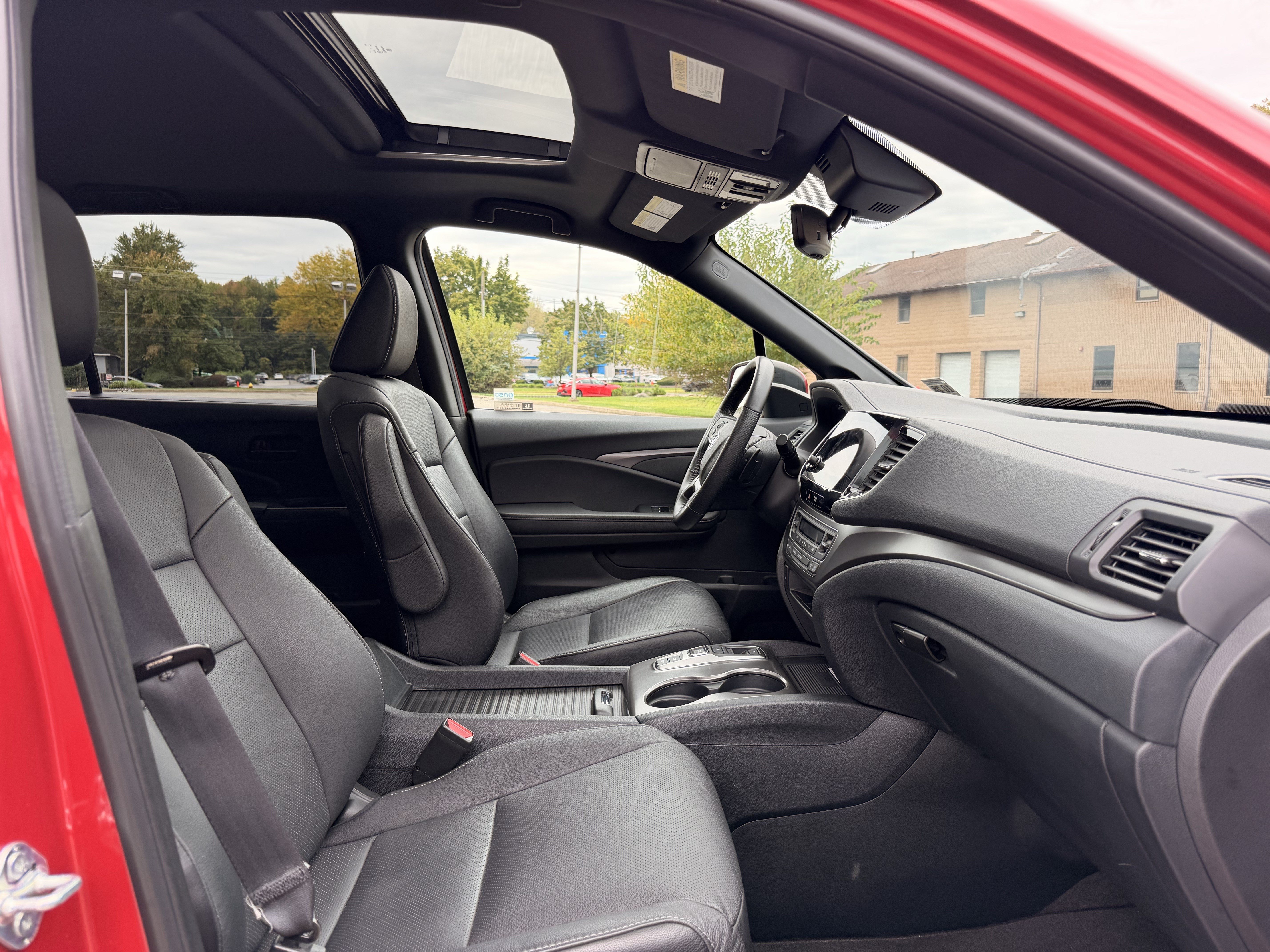 Used 2023 Honda Passport EX-L image 15