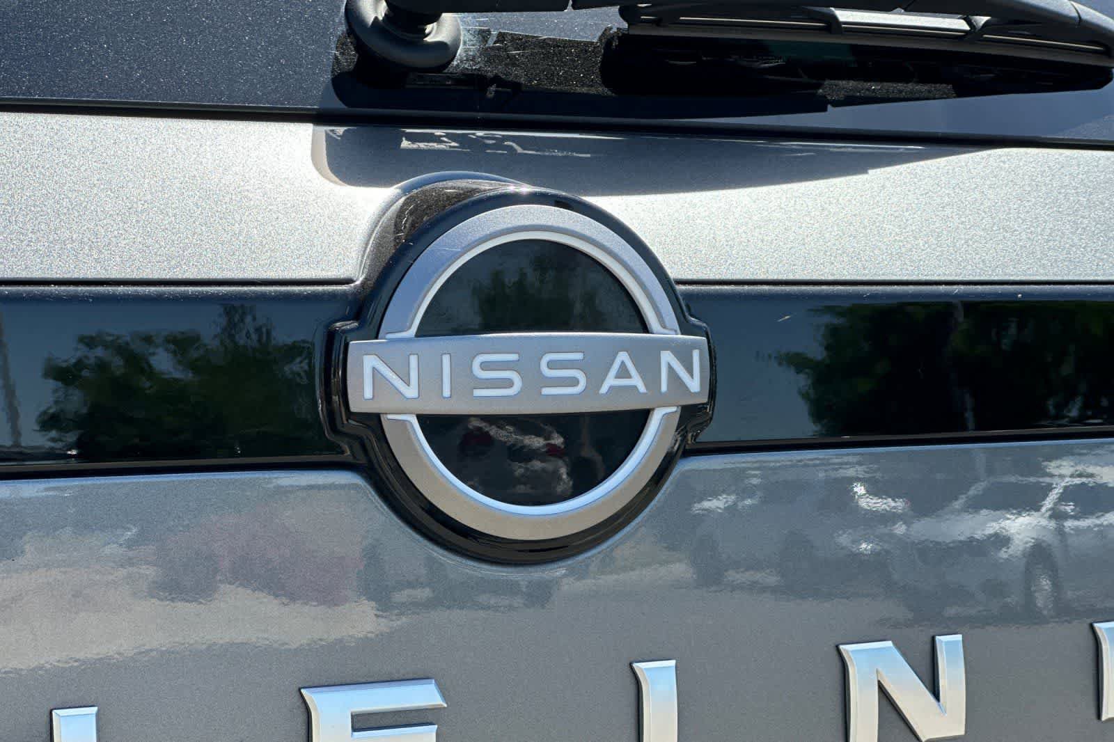 Certified 2025 Nissan Pathfinder S w/ Cargo Package FWD image 16