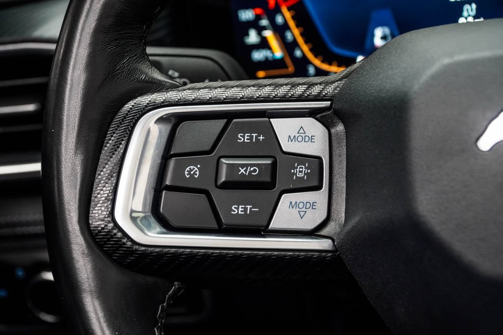 Used 2025 Ford Mustang Premium RWD image 31