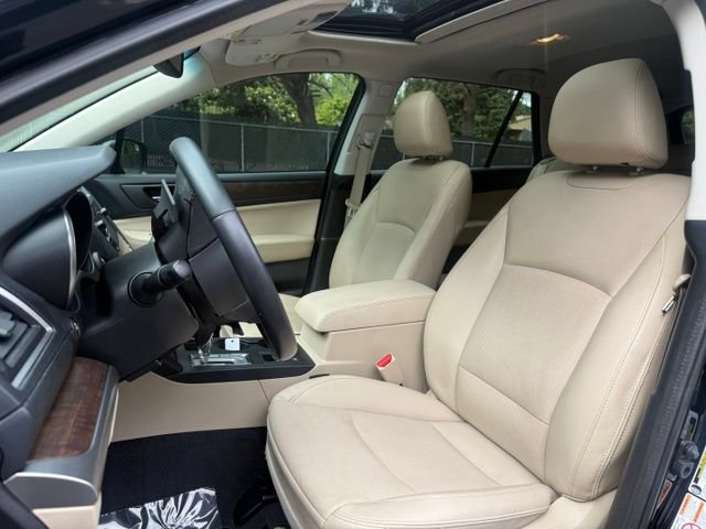 Used 2016 Subaru Outback 2.5i Limited AWD/4WD image 9