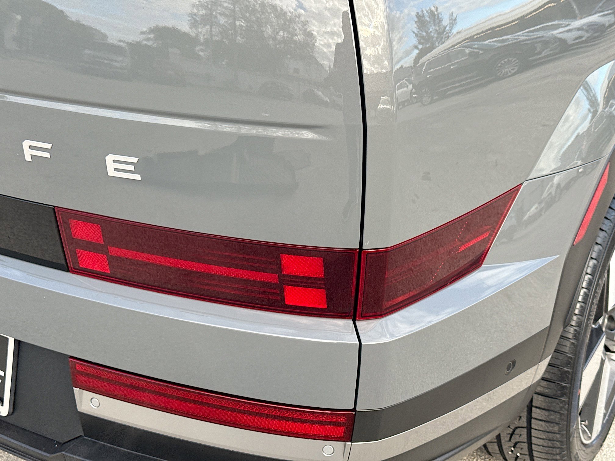 Used 2024 Hyundai Santa Fe Limited image 26