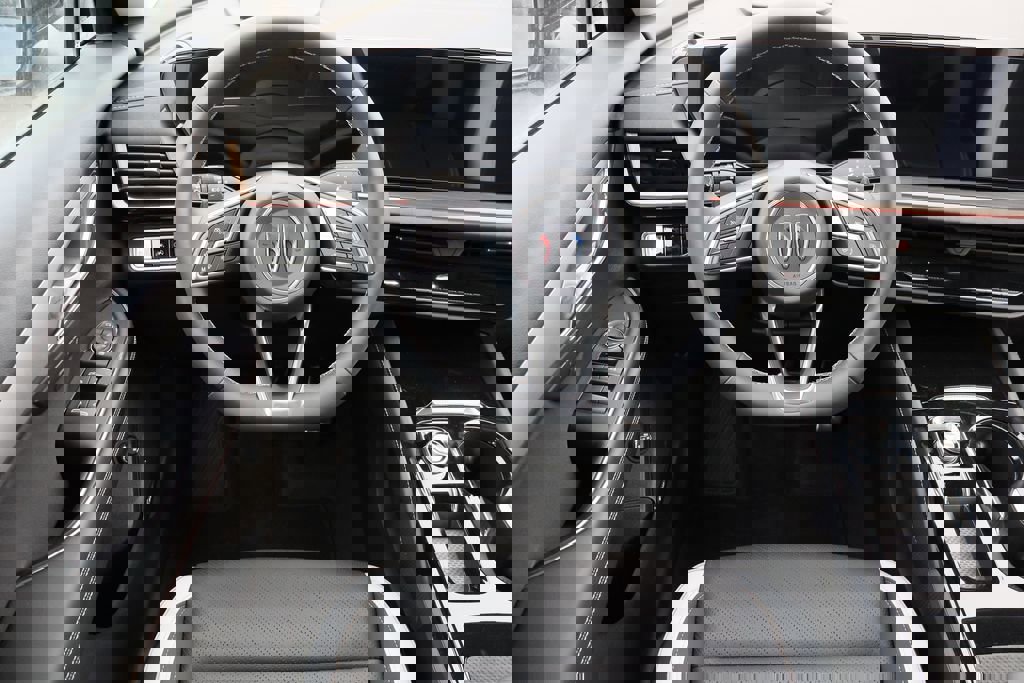 New 2026 Buick Envision Sport Touring image 15