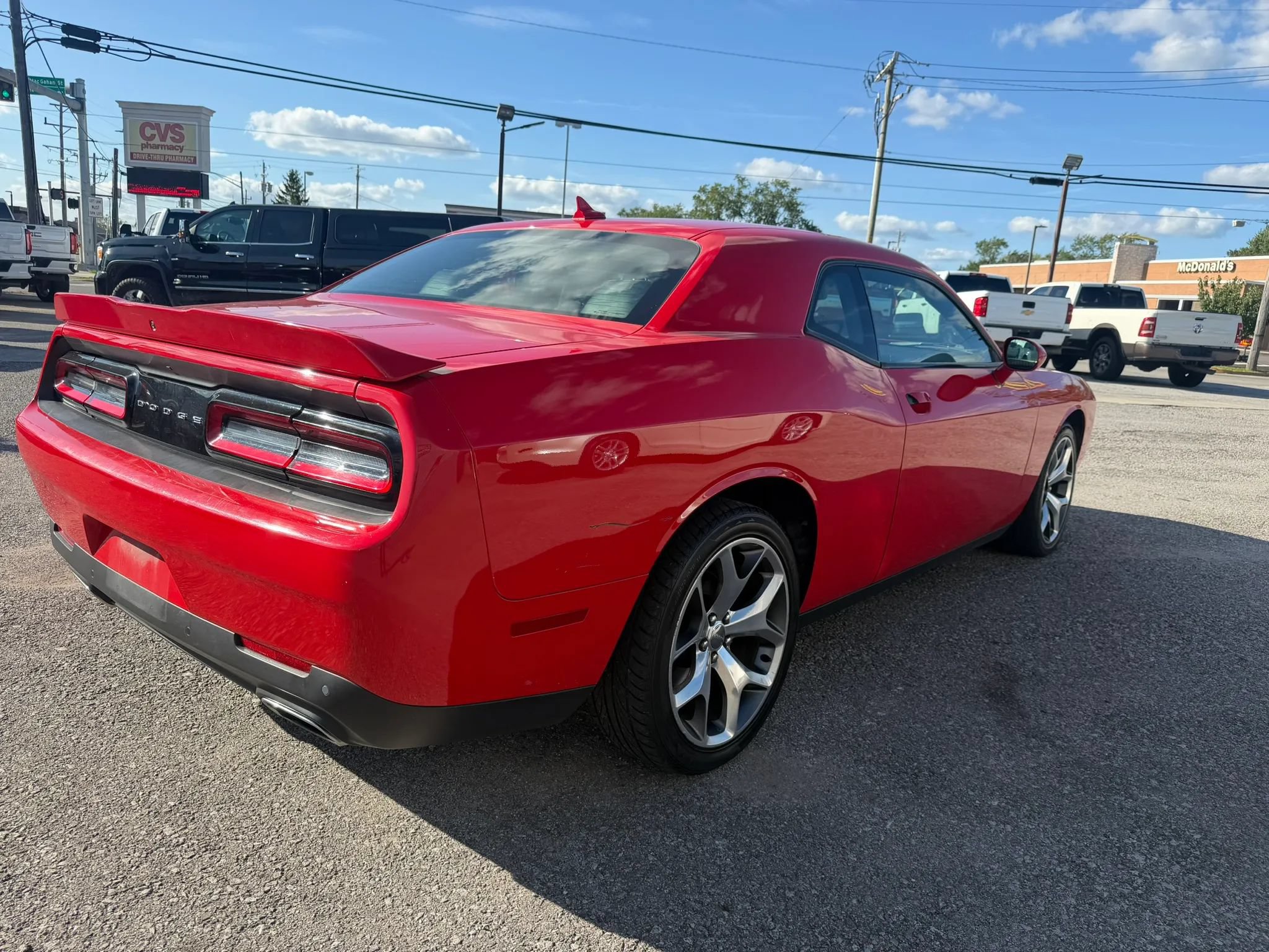 Used 2016 Dodge Challenger SXT Plus RWD image 10