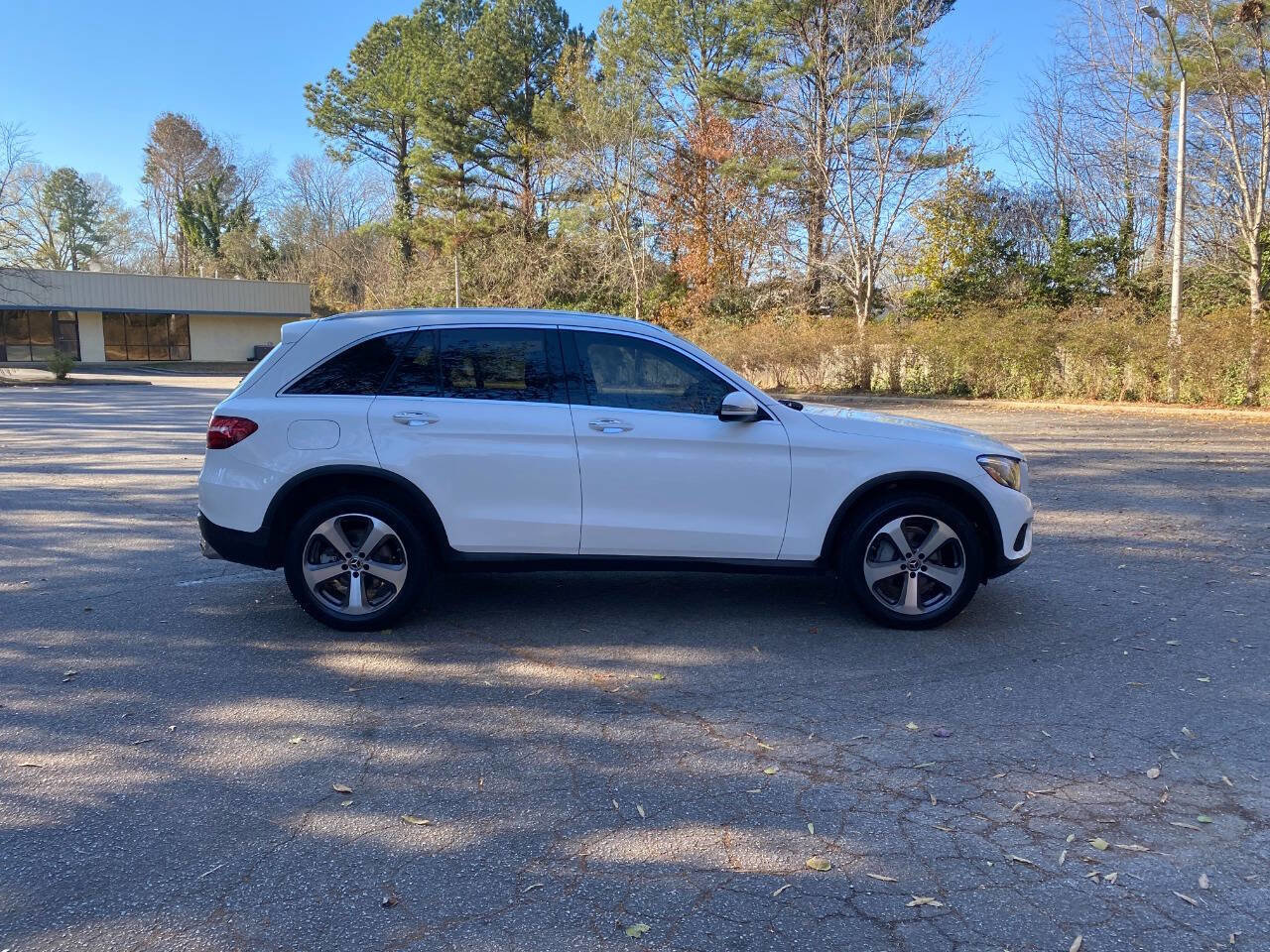 Used 2019 Mercedes-Benz GLC 300 image 5