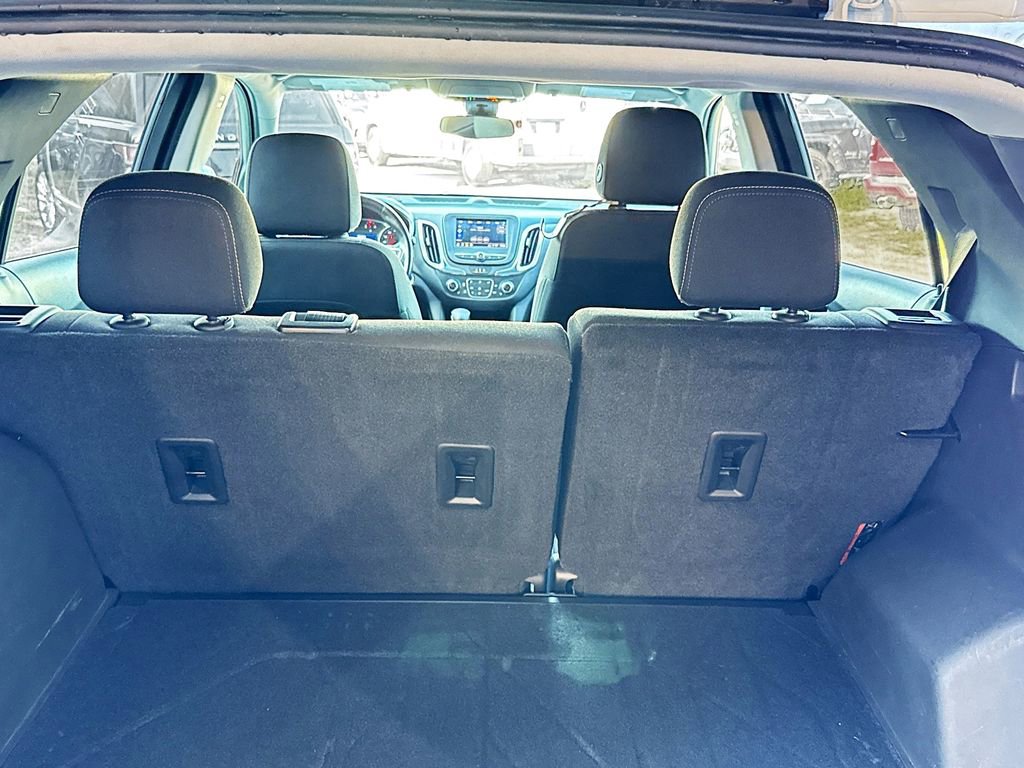 Used 2022 Chevrolet Equinox LT w/ Driver Convenience Package FWD image 28