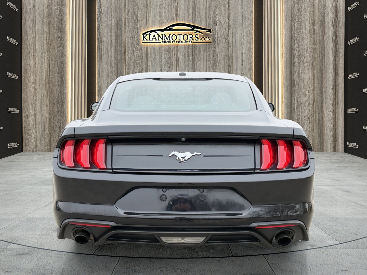 Used 2019 Ford Mustang Coupe image 6