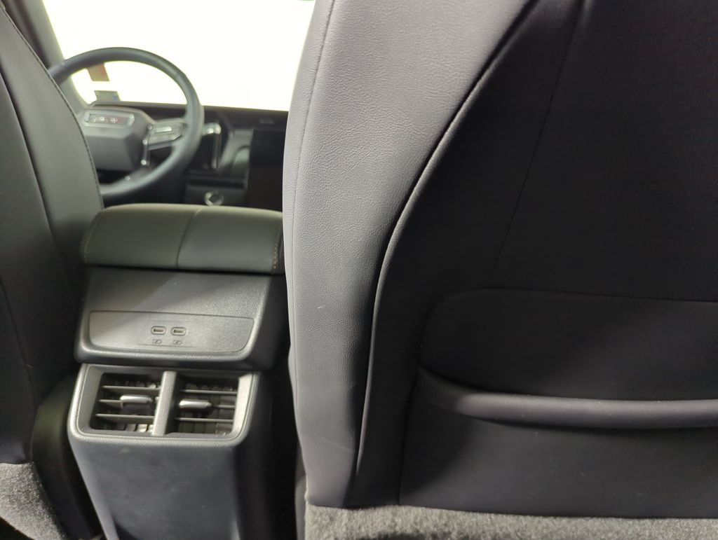Used 2026 GMC Terrain AT4 w/ Technology Package II AWD/4WD image 30