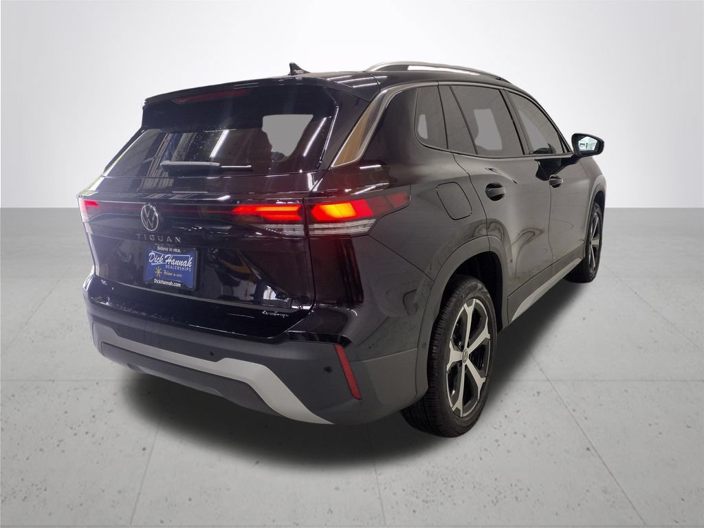 New 2026 Volkswagen Tiguan SE AWD/4WD image 12