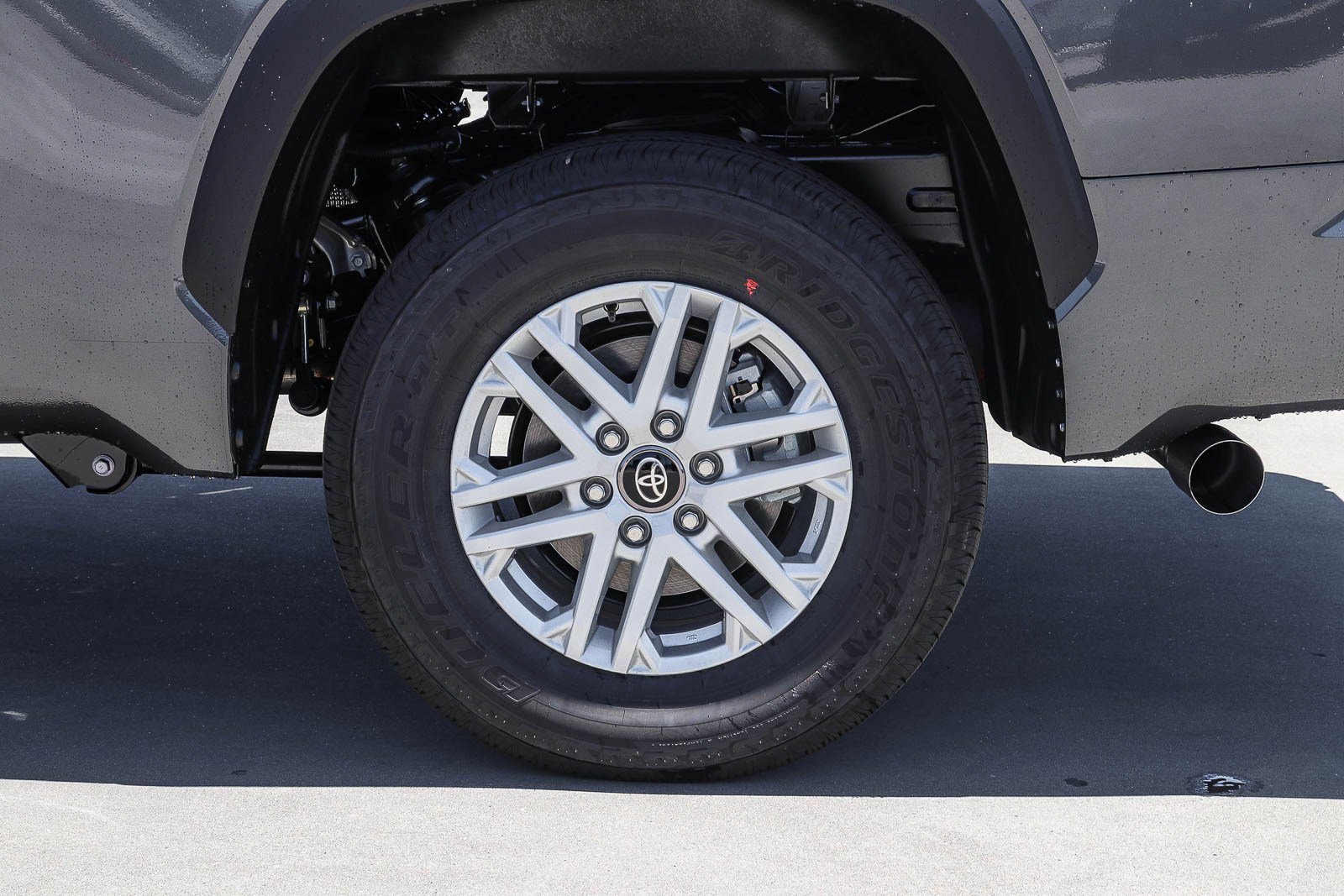 New 2026 Toyota Tundra SR5 w/ SR5 Convenience Package RWD image 9