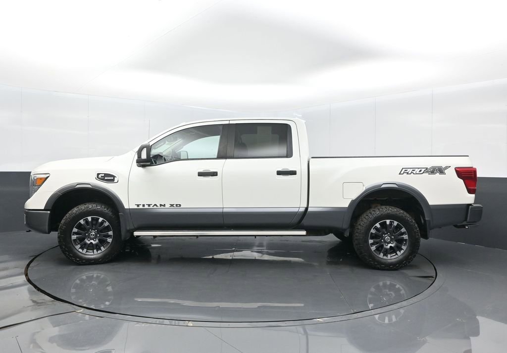 Used 2018 Nissan Titan PRO-4X w/ Pro-4x Convenience Package AWD/4WD image 4