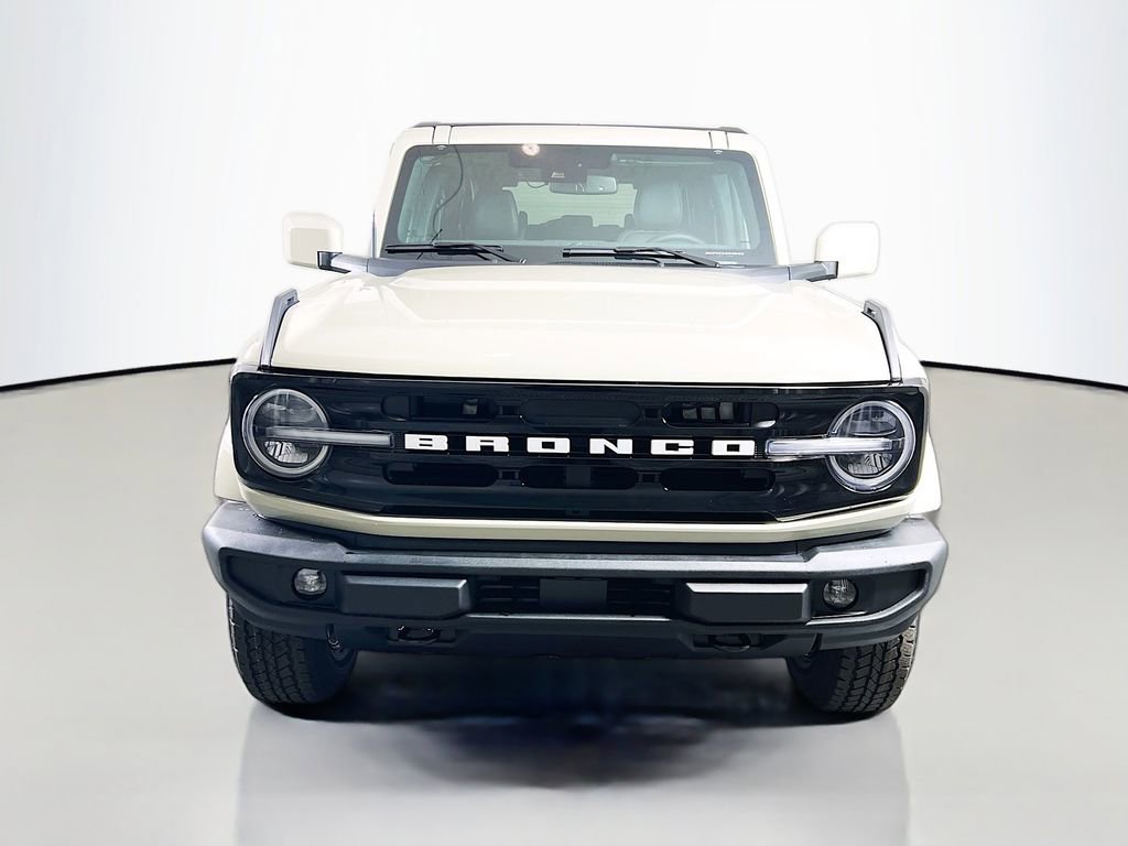 New 2025 Ford Bronco Outer Banks image 4