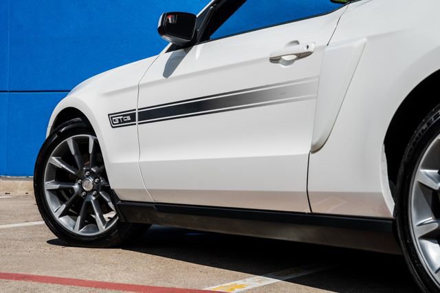 Used 2012 Ford Mustang GT Premium w/ Electronics Pkg RWD image 25