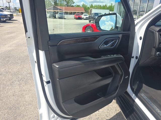 Used 2023 Chevrolet Tahoe LT w/ Luxury Package image 11