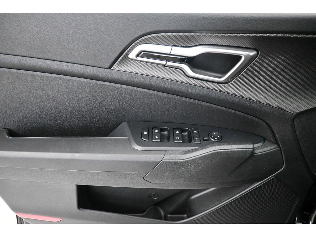 Used 2023 Kia Sportage LX image 27