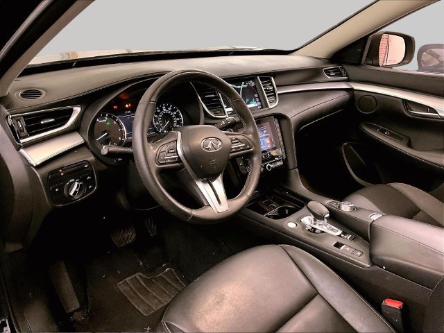 Used 2020 INFINITI QX50 Luxe w/ Navigation Package AWD/4WD image 12