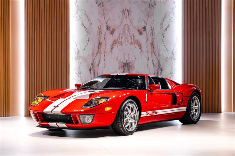 Used 2005 Ford GT RWD image 1