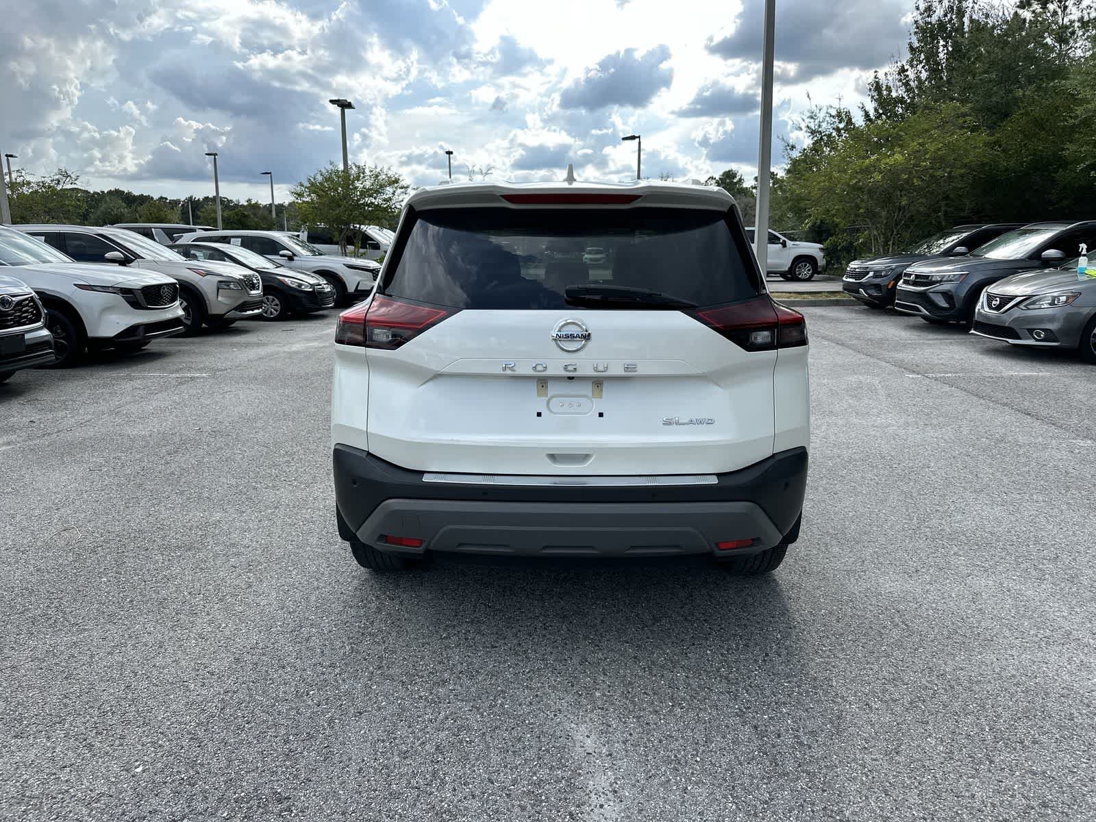 Used 2021 Nissan Rogue SL w/ Premium Package AWD/4WD image 7