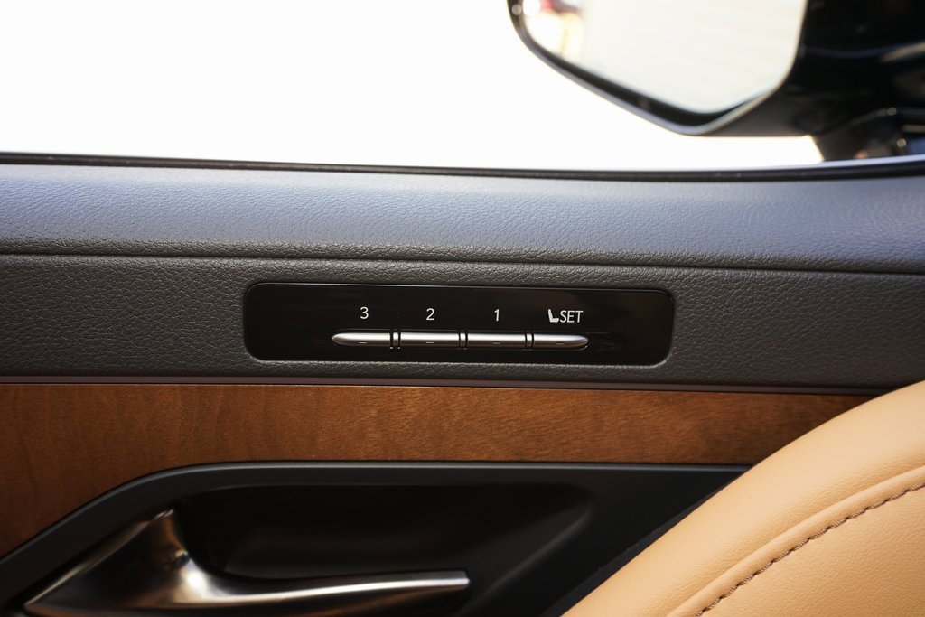 Used 2026 Lexus LX 600 4WD w/ Luxury Package image 31