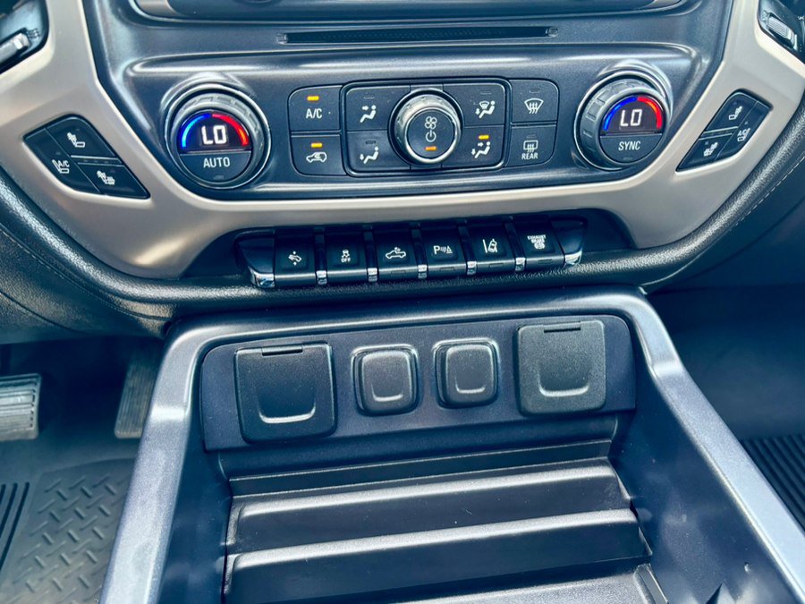 Used 2015 GMC Sierra 3500 Denali w/ Duramax Plus Package AWD/4WD image 23