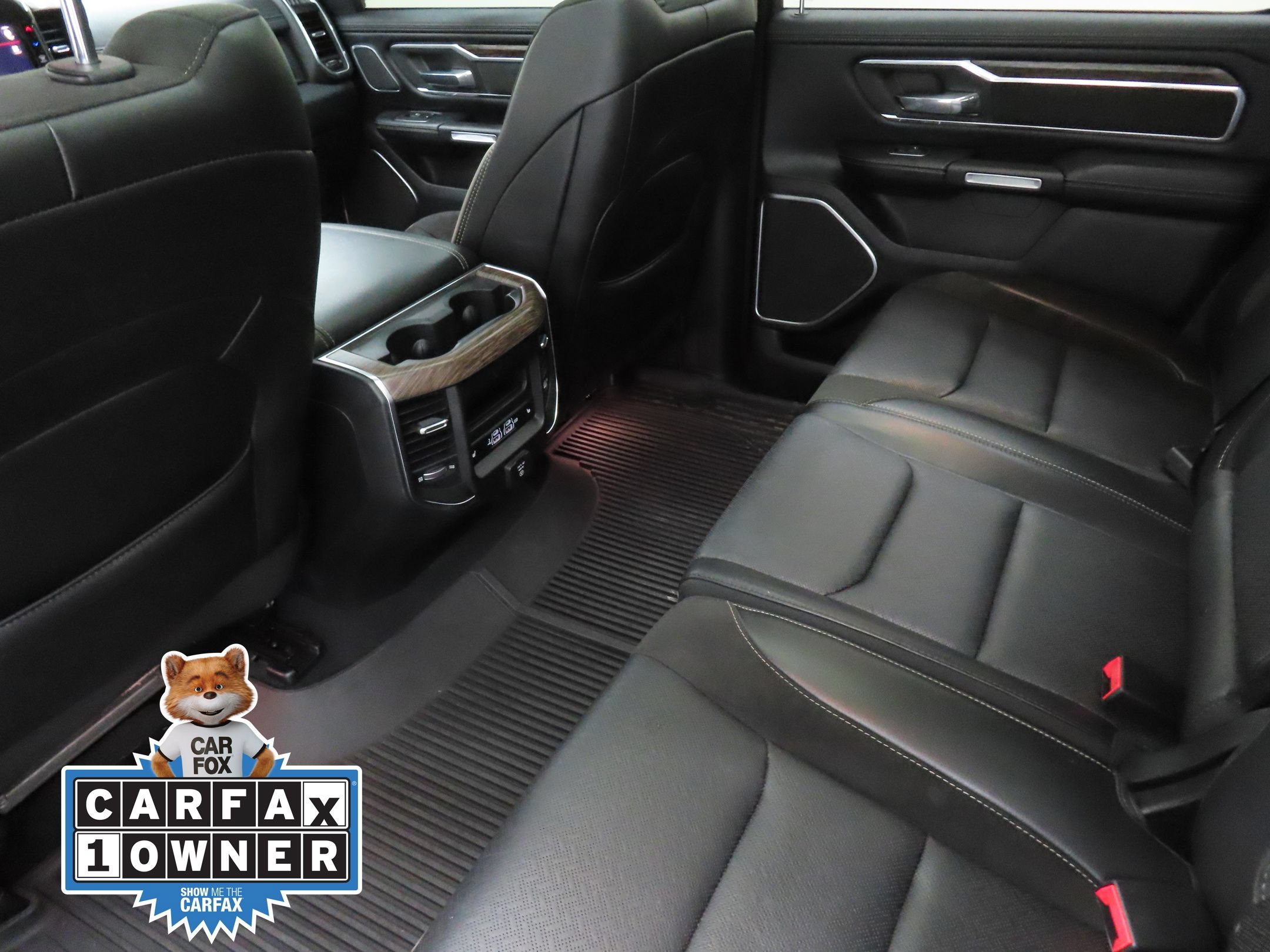Used 2019 RAM 1500 Laramie AWD/4WD image 23