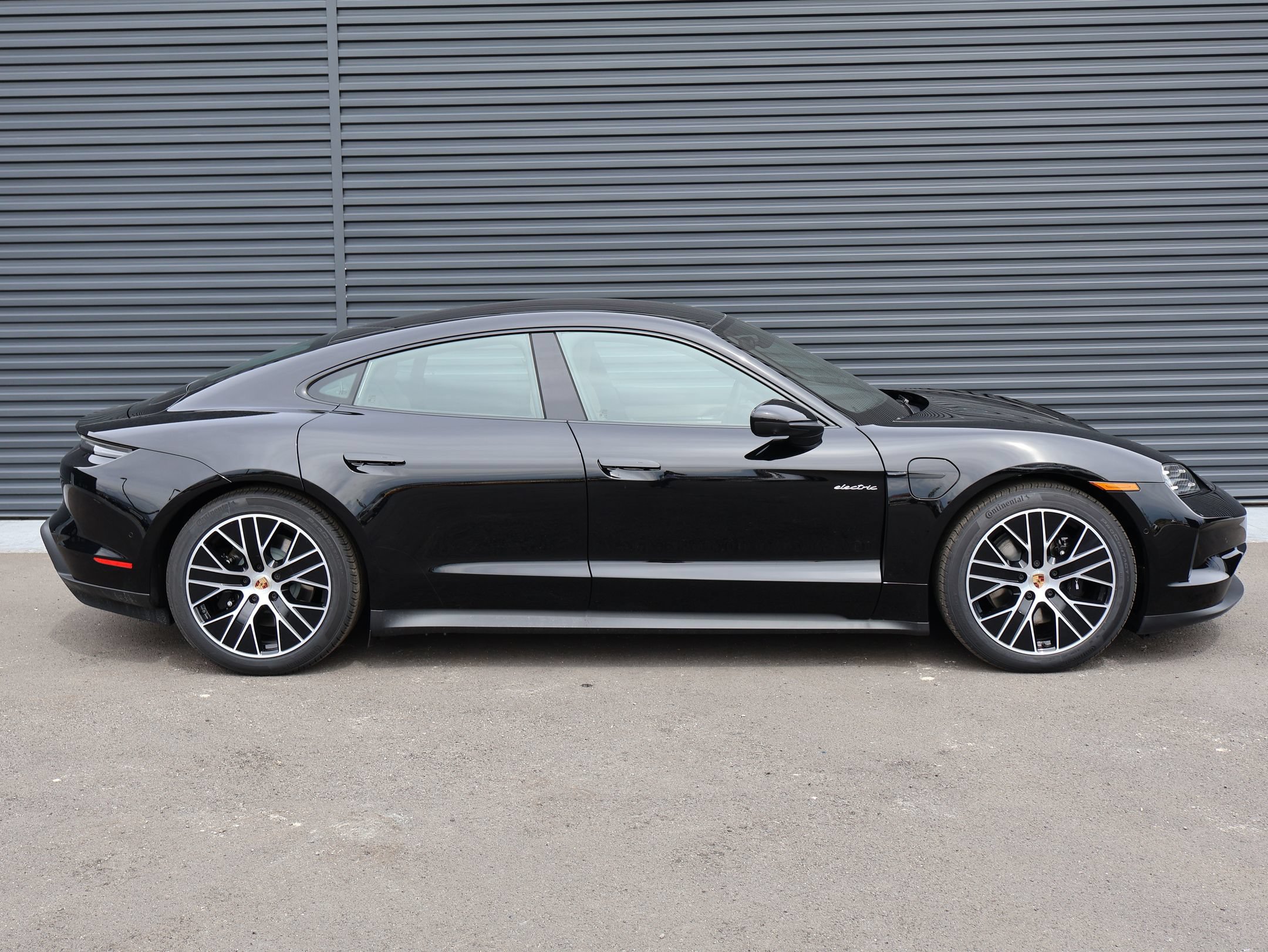 New 2026 Porsche Taycan AWD/4WD image 10