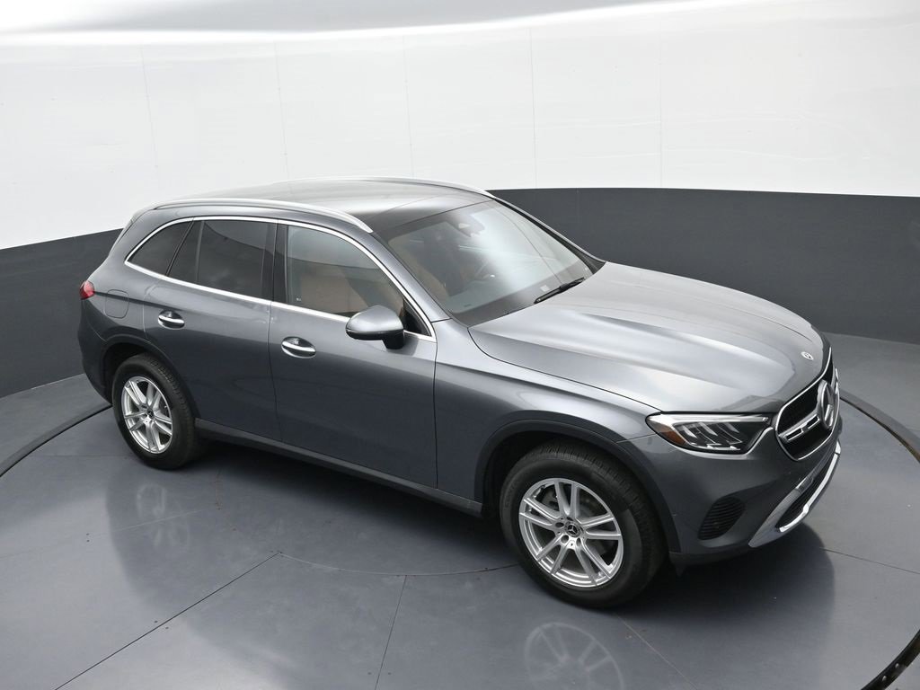 Used 2023 Mercedes-Benz GLC 300 4MATIC image 29