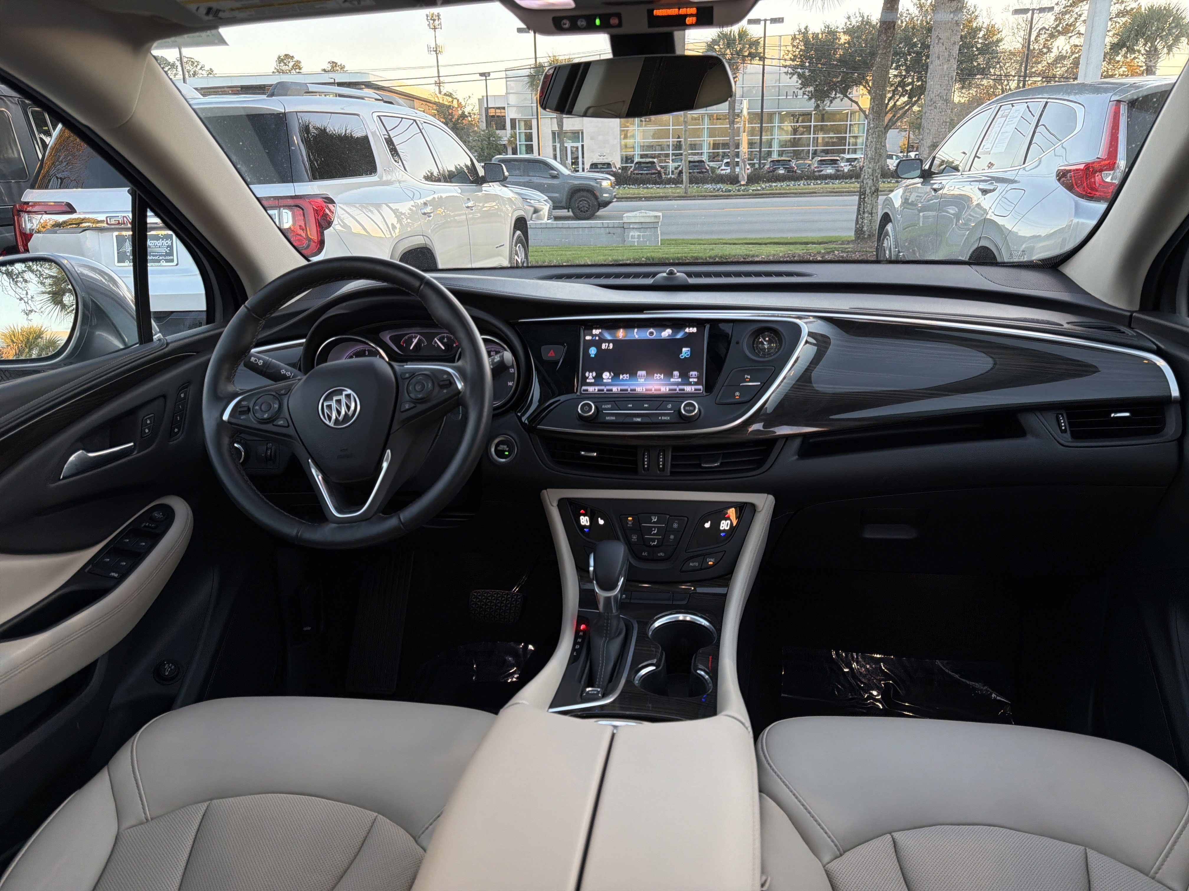 Used 2019 Buick Envision Essence image 30