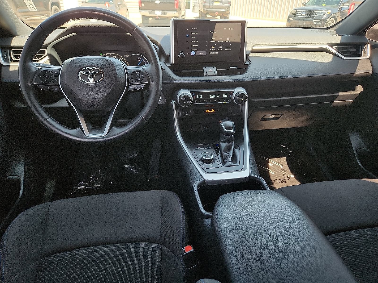 Used 2023 Toyota RAV4 SE AWD/4WD image 11