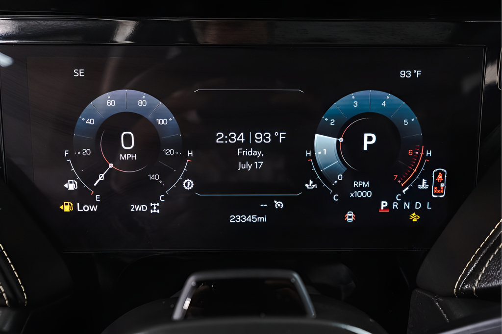 Used 2025 GMC Yukon XL Elevation w/ Elevation Premium Package AWD/4WD image 13