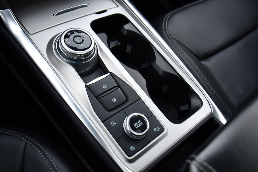 Used 2023 Ford Explorer XLT w/ Equipment Group 202A image 33