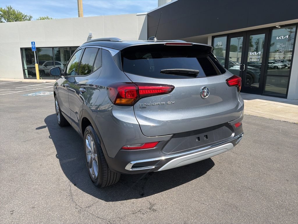 Used 2022 Buick Encore GX Essence w/ Experience Buick Package AWD/4WD image 10