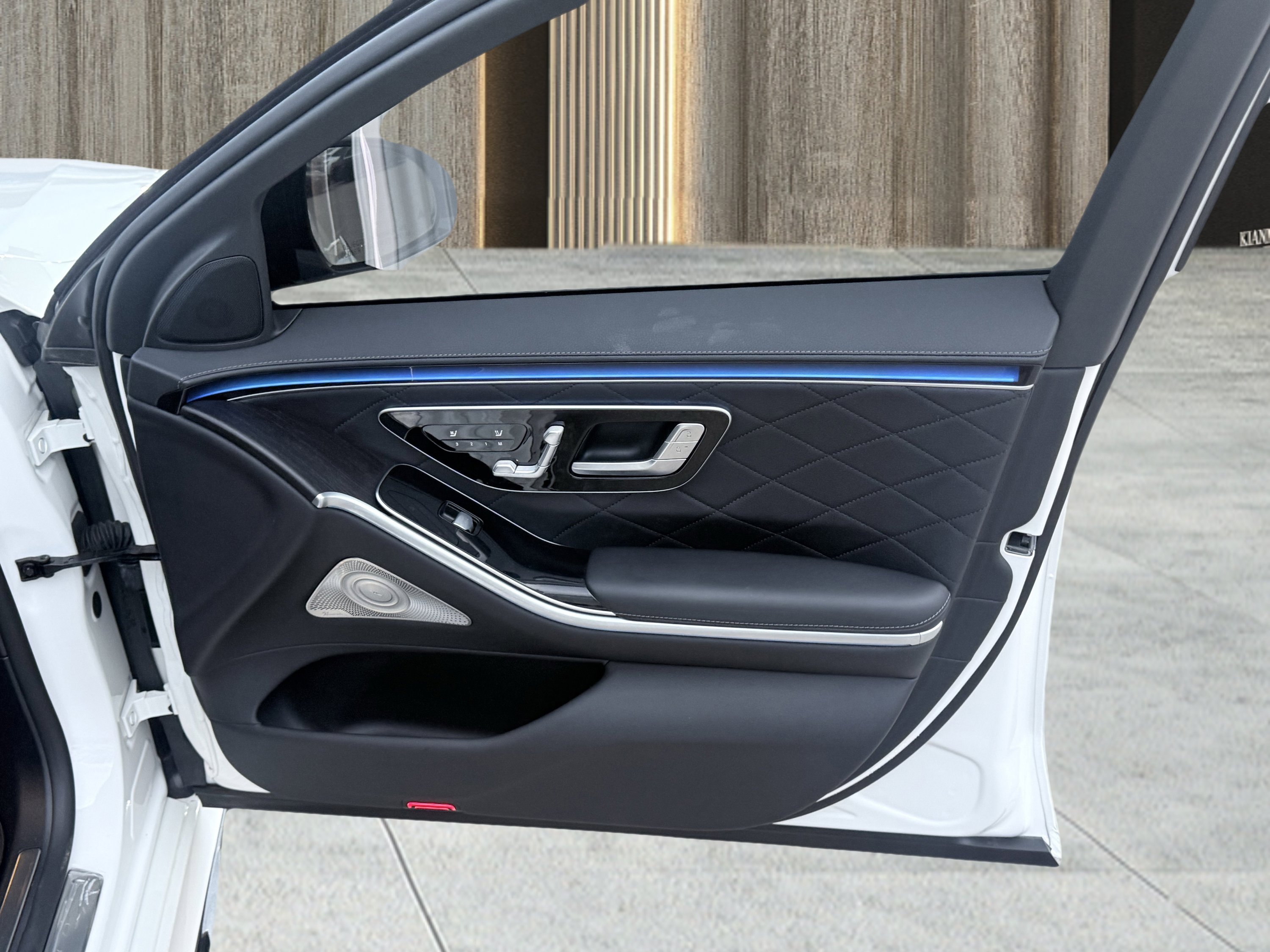 Used 2023 Mercedes-Benz S 580 4MATIC Sedan image 54