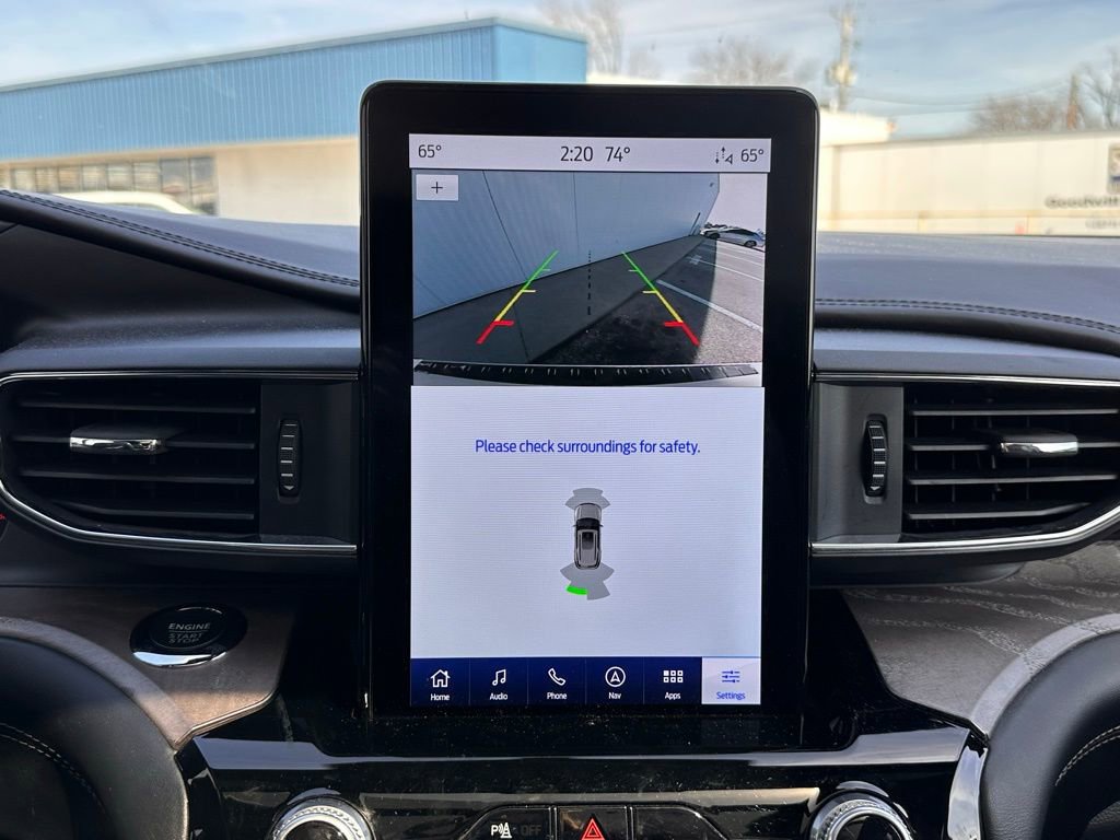 Certified 2023 Ford Explorer Platinum w/ Technology Package image 39