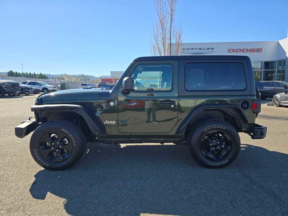 Used 2021 Jeep Wrangler Sport S image 2
