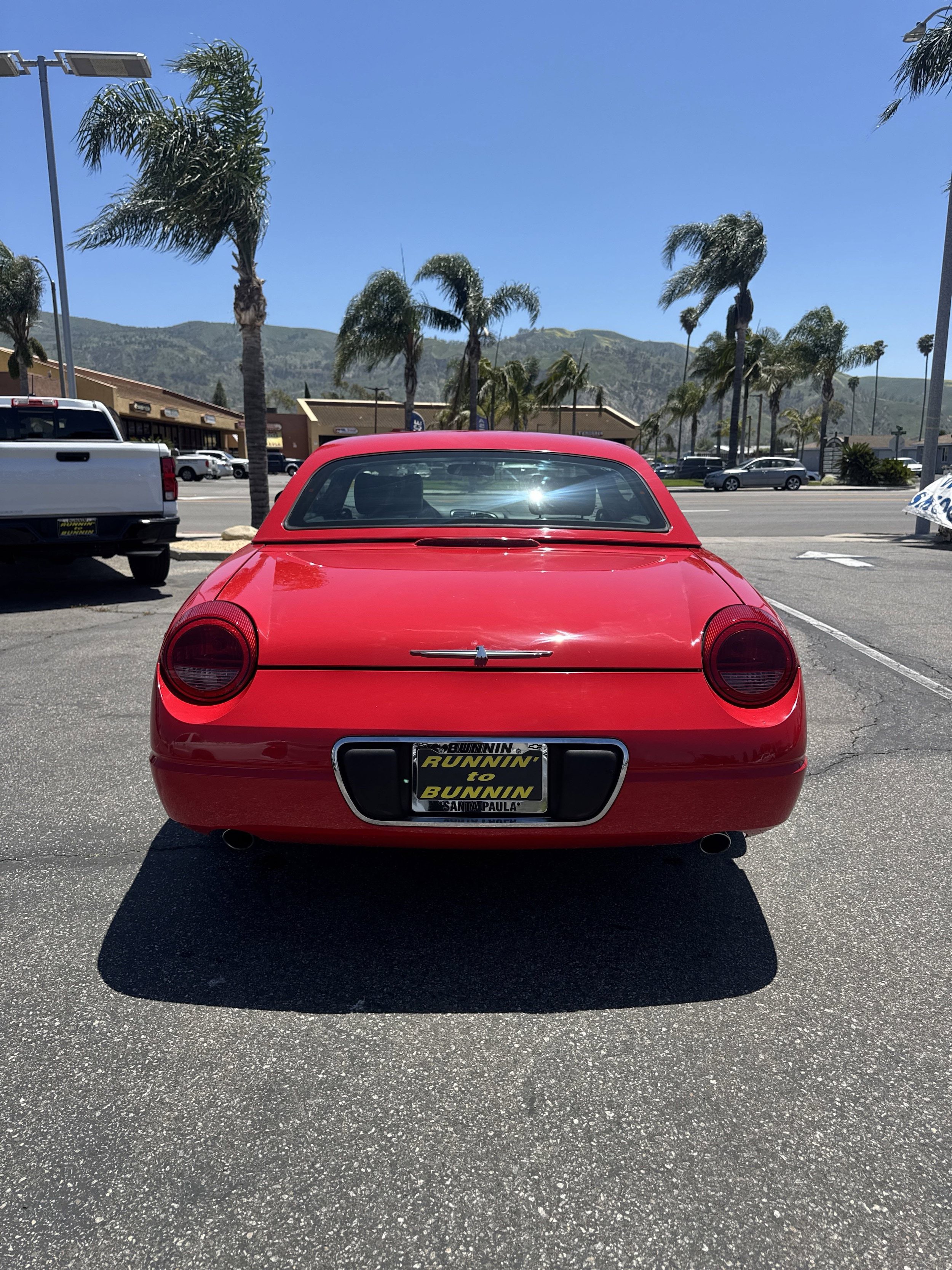 Used 2002 Ford Thunderbird RWD image 2