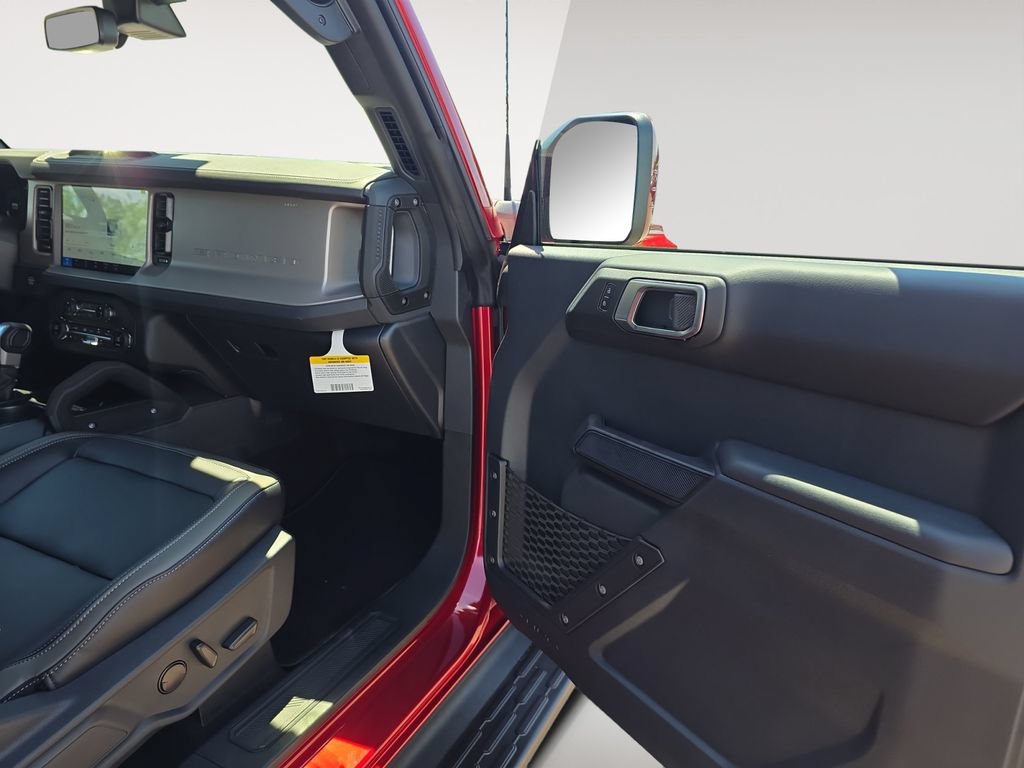 New 2026 Ford Bronco Outer Banks w/ Sasquatch Package AWD/4WD image 9