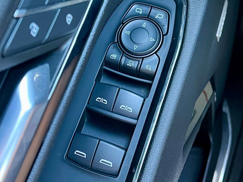 Used 2024 GMC Sierra 3500 AT4 w/ AT4 Premium Plus Package image 32