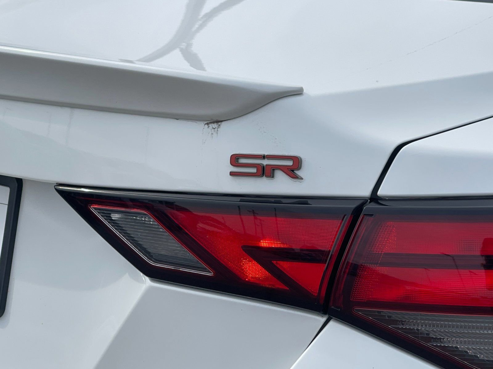 Used 2025 Nissan Sentra SR image 31