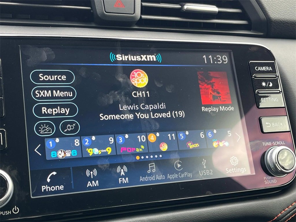 Used 2025 Nissan Versa SR w/ Trunk Package image 29