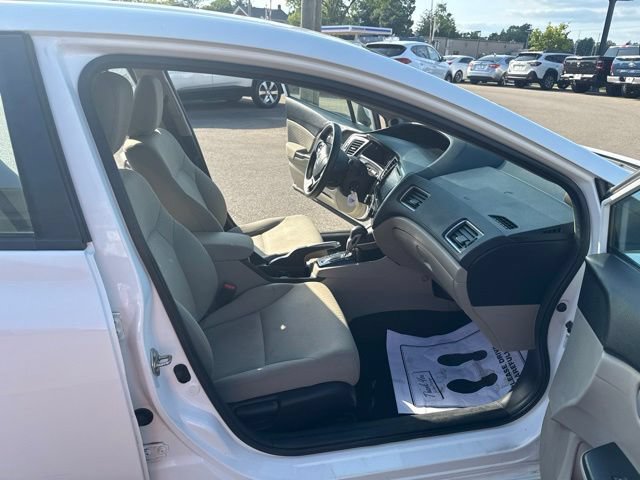 Used 2015 Honda Civic SE image 12
