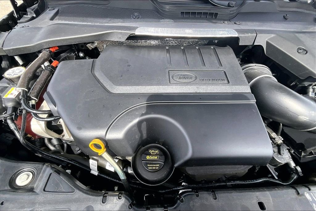Used 2025 Land Rover Range Rover Evoque Dynamic SE image 9