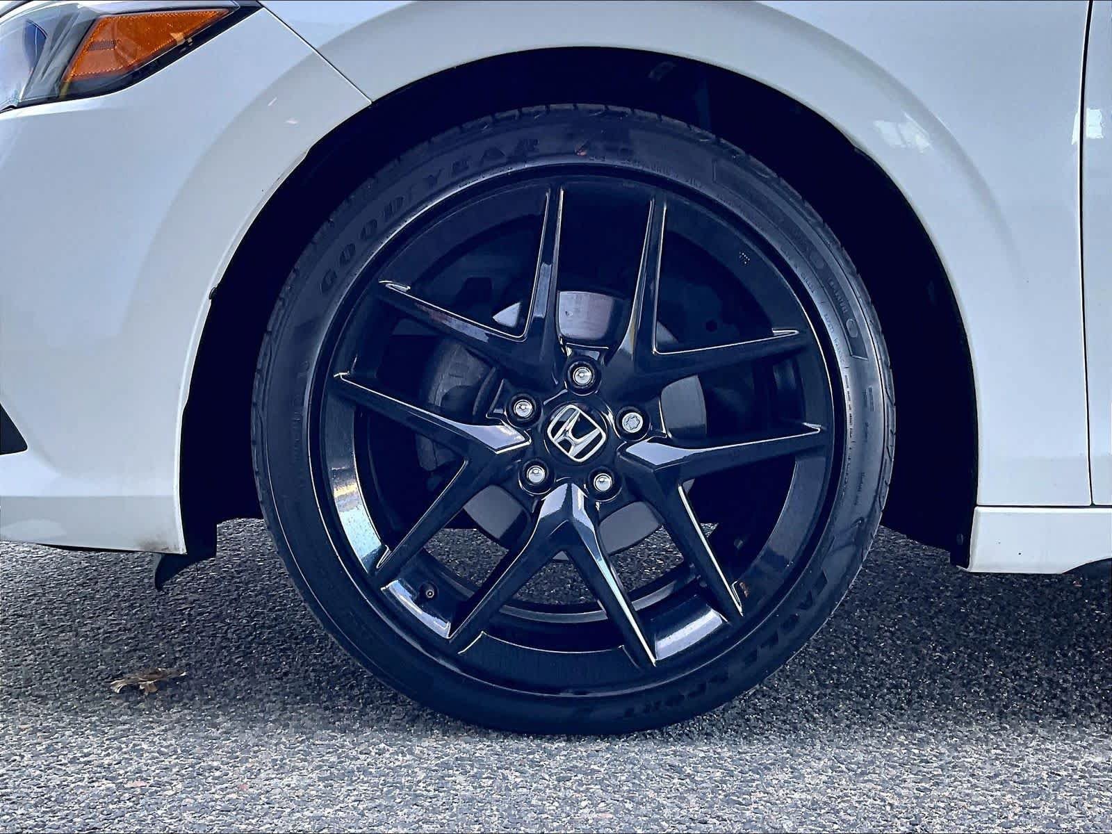 Used 2024 Honda Civic Sport image 7