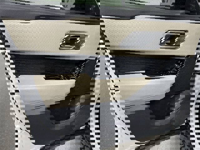 Used 2020 Land Rover Range Rover Velar R-Dynamic S image 23