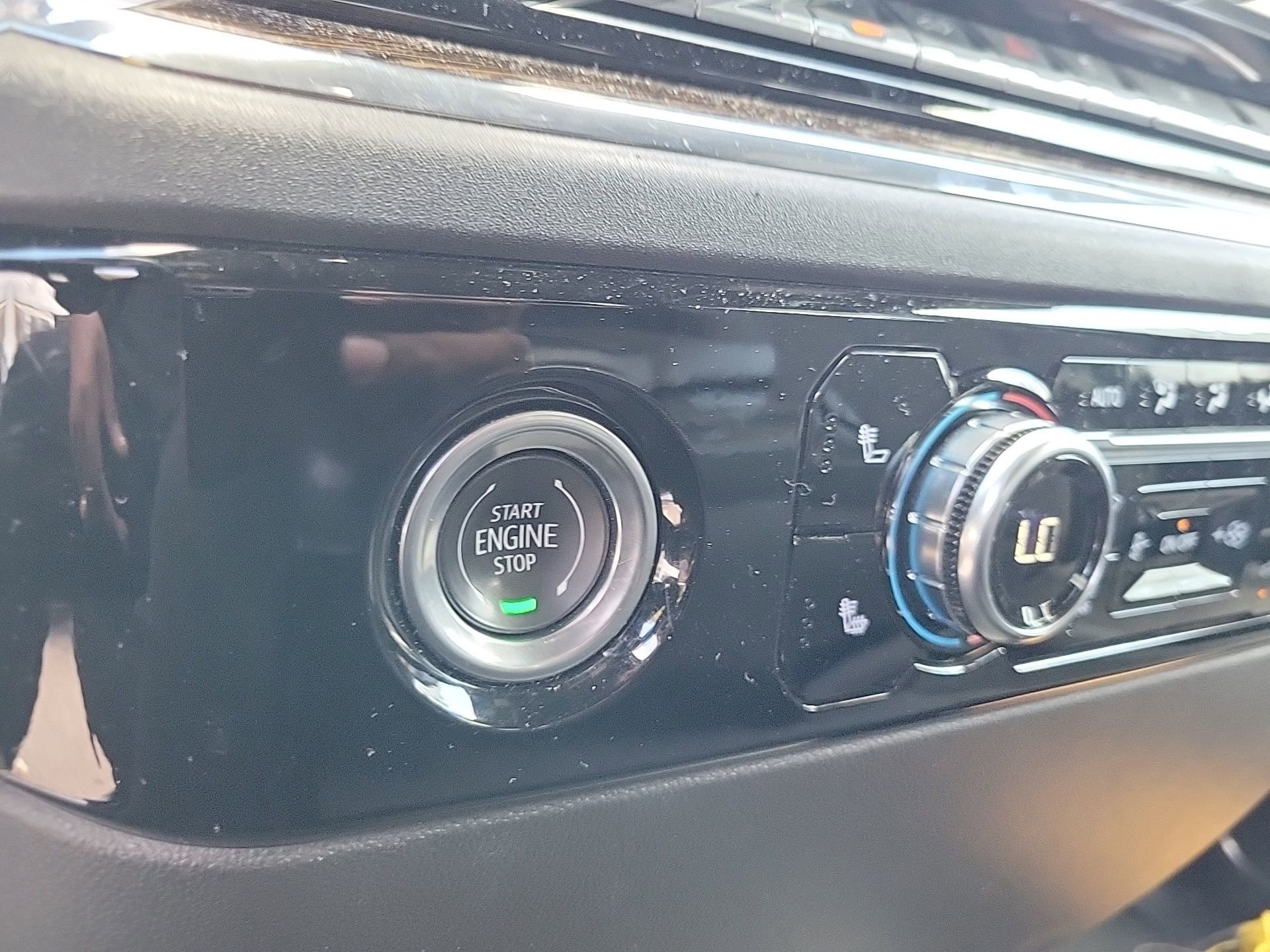 Used 2023 GMC Sierra 1500 Elevation image 28