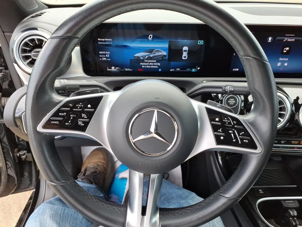 Used 2025 Mercedes-Benz CLA 250 image 20
