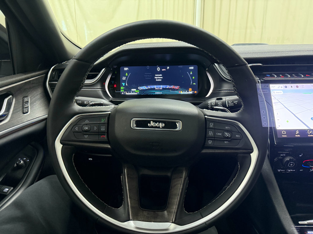 Used 2024 Jeep Grand Cherokee Limited 4xe image 29