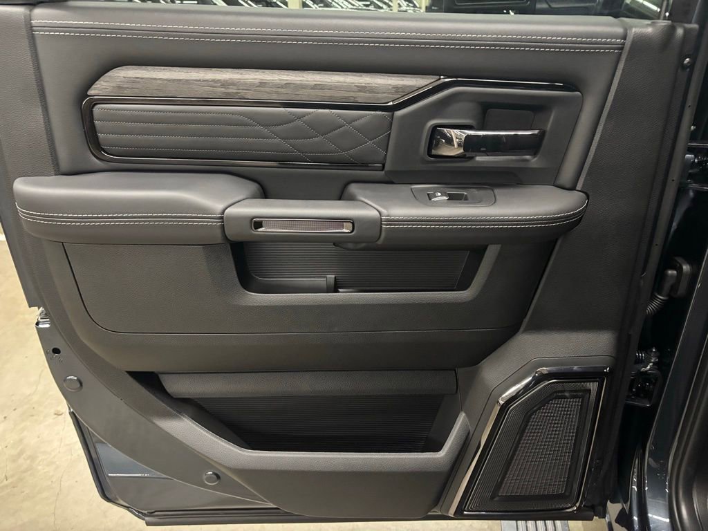 New 2026 RAM 2500 Limited image 16