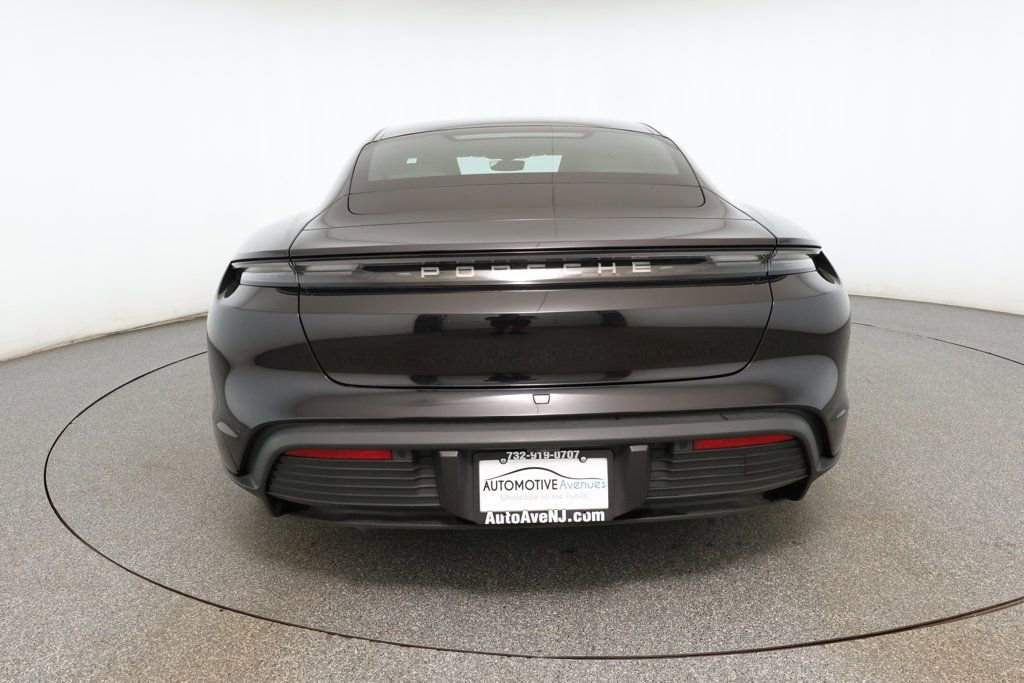 Used 2022 Porsche Taycan 4S image 5
